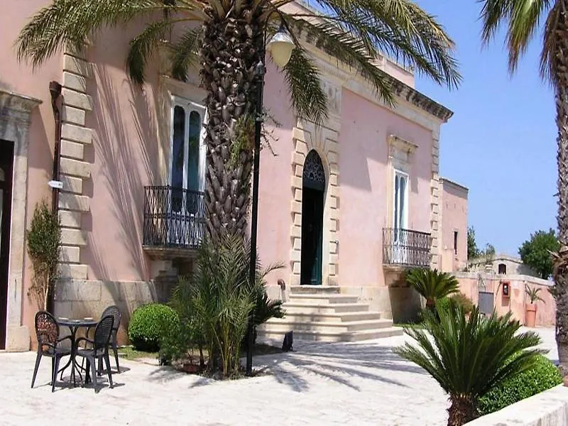 Villa Principe Di Belmonte Ispica 4*,