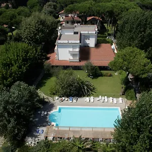 *** Hotel La Bussola Italie